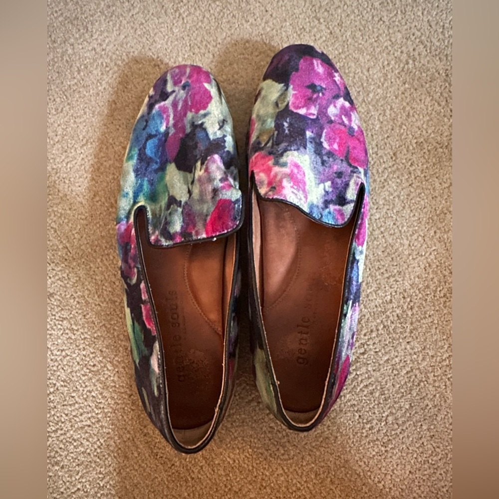 Gentle Souls Kenneth Cole Womens Eugene Loafer
